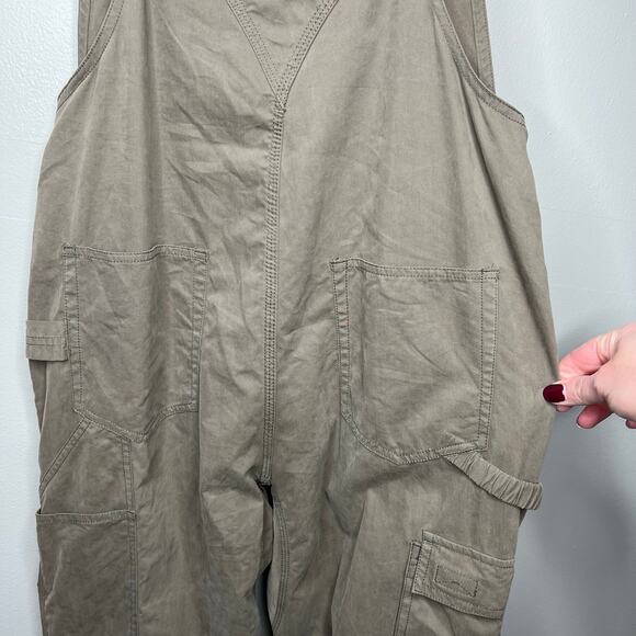 Duluth Trading Co. Women's Heirloom Gardening Bibs Overalls Taupe Brown XS x 31 - Picture 10 of 13